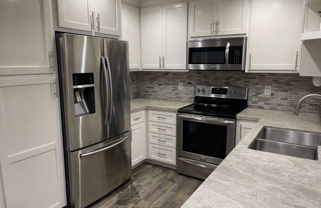 Stunning 2-bedroom, 2-bathroom home located in Huntington Beach Gated Community photos photos