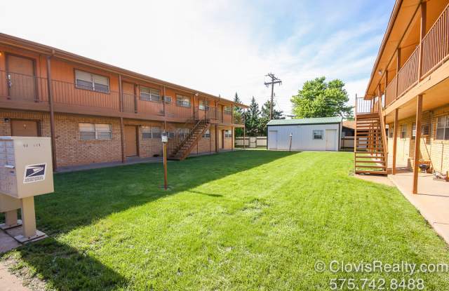 1920 W 21st St photos photos