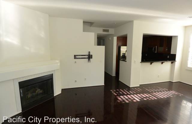 213 Coral Rose Gallery 4