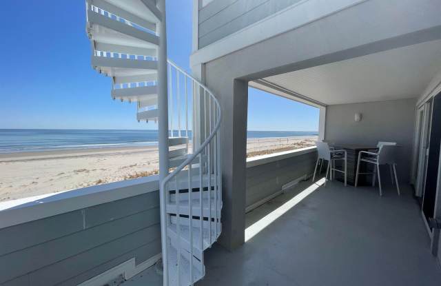 1703 Beach Terrace Gallery 3