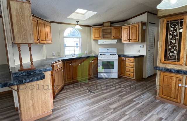 3 Bedroom Mobile Home Available NOW! Baseline Estates Park photos photos