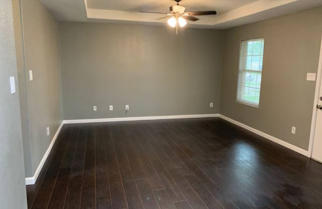 4511 Springridge Rd Gallery 3