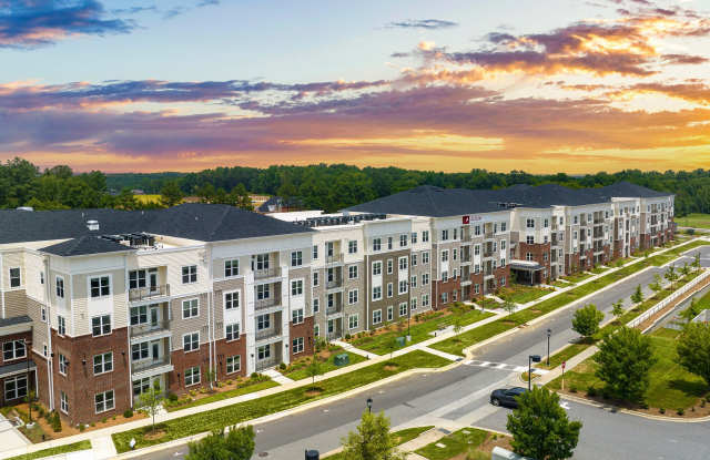 Album Huntersville 55+ Active Adult Apartment Homes photos photos