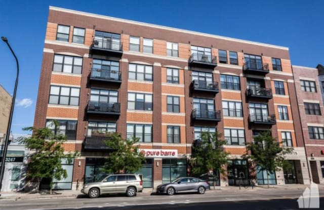 3245 N ASHLAND AVE - 3245 North Ashland Avenue, Chicago, IL 60657