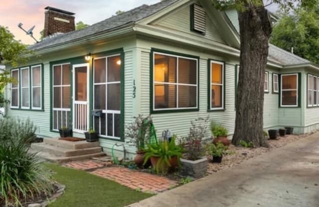 125 MAGNOLIA DR - 125 Magnolia Drive, San Antonio, TX 78212
