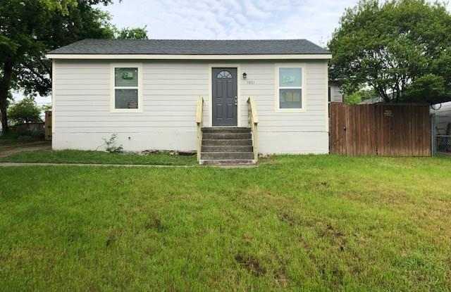 1801 Melba Court - 1801 Melba Court, River Oaks, TX 76114