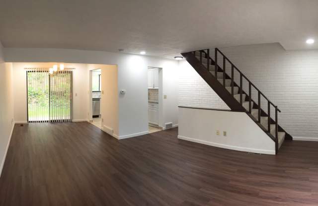 2 Bedroom Townhouse in Shaler - 771 Locust Ridge Drive, Allegheny County, PA 15209