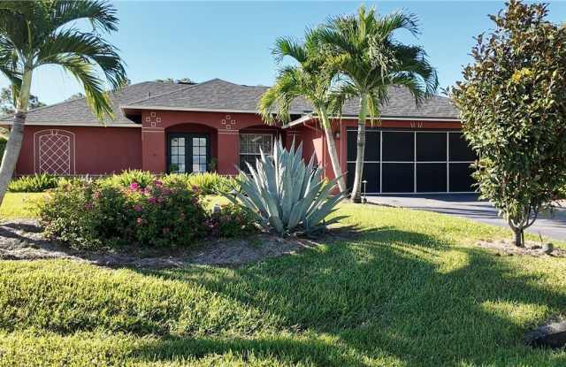 2809 21st Street W photos photos