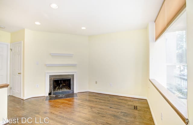 2504 M ST NW - 2504 M Street Northwest, Washington, DC 20037