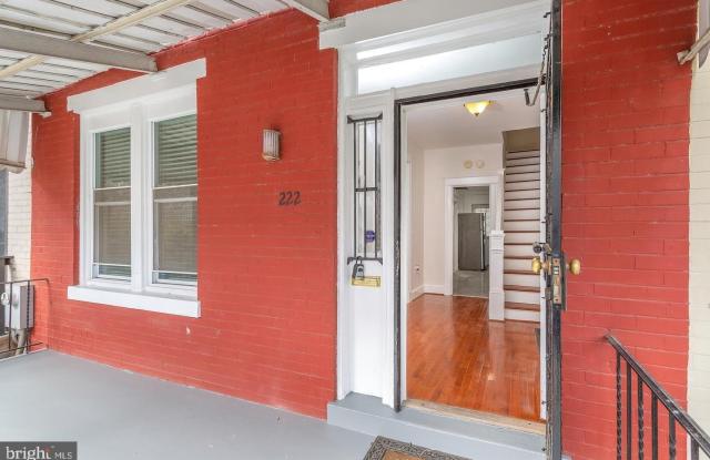 222 R Street NE Gallery 4