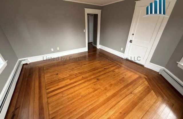 76 Angell St Gallery 2