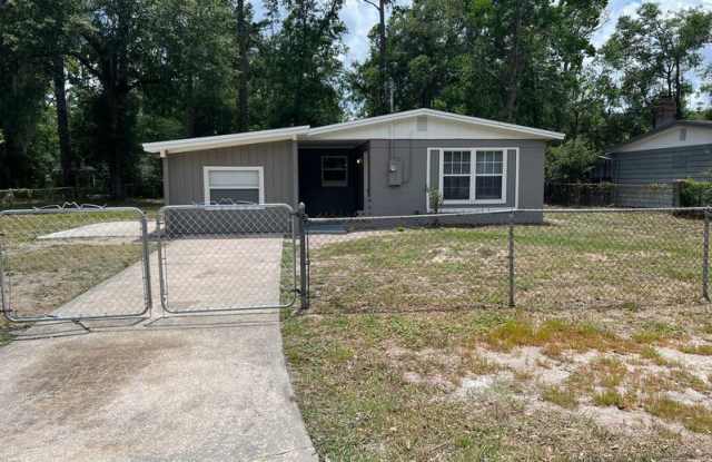 6928 Red Robin Dr photos photos
