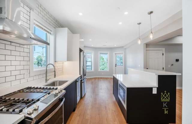 27 Linden St. photos photos