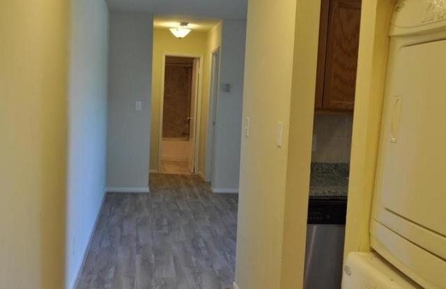 6091 MAJORS LN #6 Gallery 3