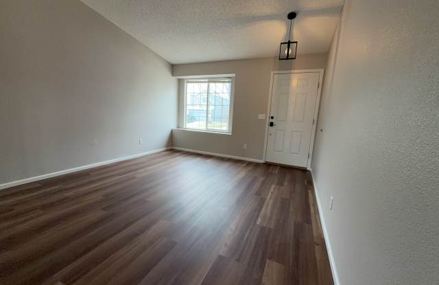 5921 Fossil Dr Gallery 4