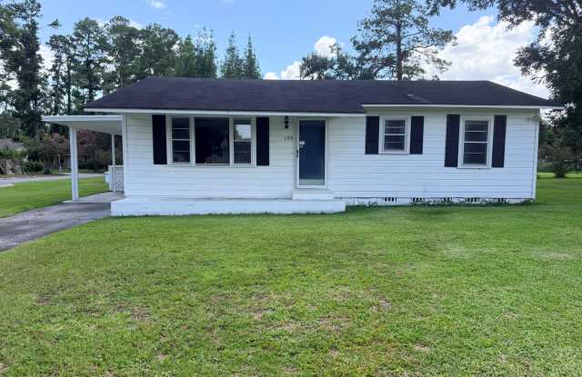 3 Bedroom/1 Bath home in Valdosta photos photos 3 Bedroom/1 Bath home in Valdosta photos photos