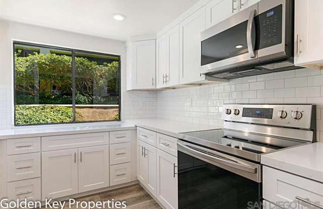 Beautiful condo with incredible views of the La costa Golf Course! Gallery 3