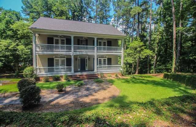 4265 Deerwood Lane Gallery 1