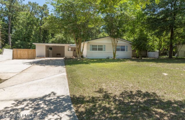 5015 GREENWAY DR - 5015 Greenway Drive North, Jacksonville, FL 32244