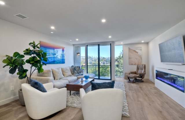 916 Sealane Drive - 916 Sealane Drive, Encinitas, CA 92024
