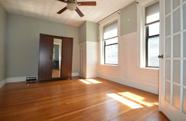 Charming 4 Bedroom photos photos