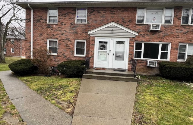 1668 ROUTE 9 UNIT 13B - 1668 U.S. 9, Dutchess County, NY 12590