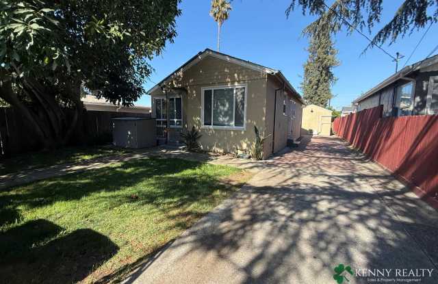 3 Bedroom, 2 Bathroom (Main House + ADU) - Flexible Living in Redwood City - 2841 Devonshire Avenue, North Fair Oaks, CA 94063