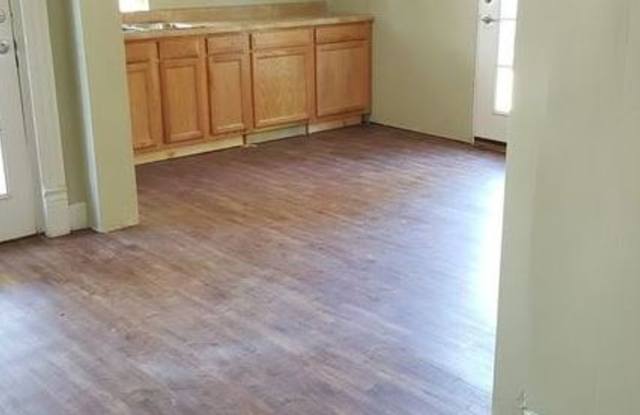 415 Montana Avenue photos photos