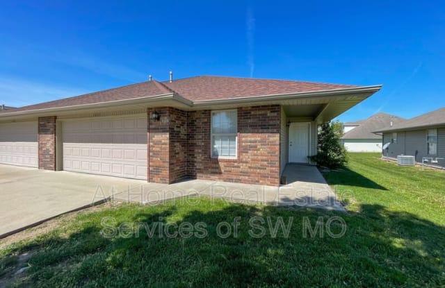 1237 N Northwood - 1237 North Northwood Avenue, Republic, MO 65738