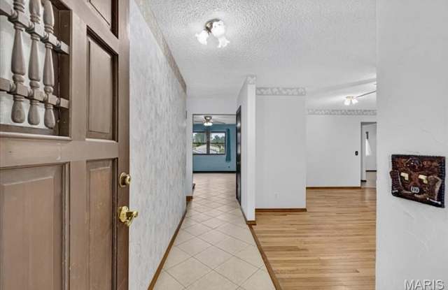 2704 Lido Lane Gallery 2