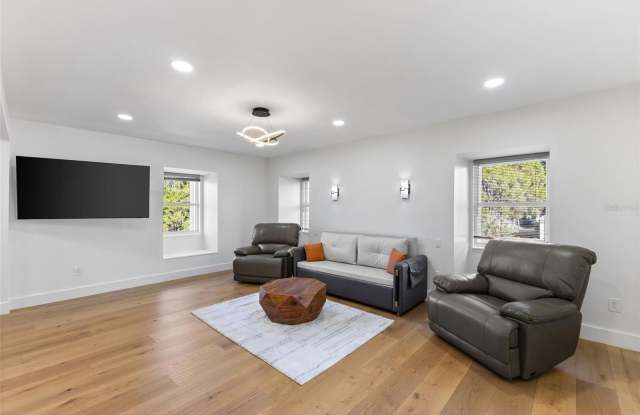 7100 PARK Street S Gallery 3