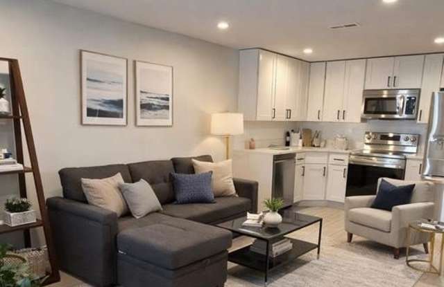 638 Rock Creek Church Road NW photos photos