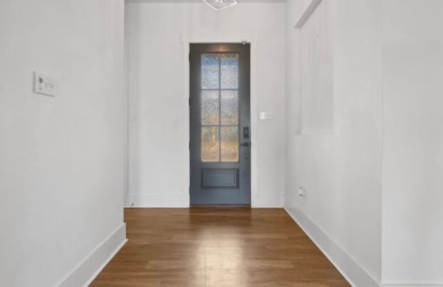 Newer 4 bed 3 bath now available in Wolforth Gallery 4