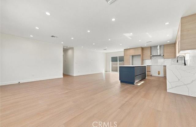10902 Tujunga Canyon Boulevard Gallery 2