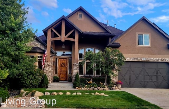 2184 E Eagle Crest Dr - 2184 Eagle Crest Drive, Draper, UT 84020