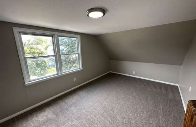 Single Family Home Gallery 3