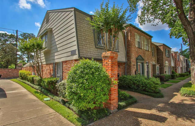 12759 Huntingwick Drive Gallery 3
