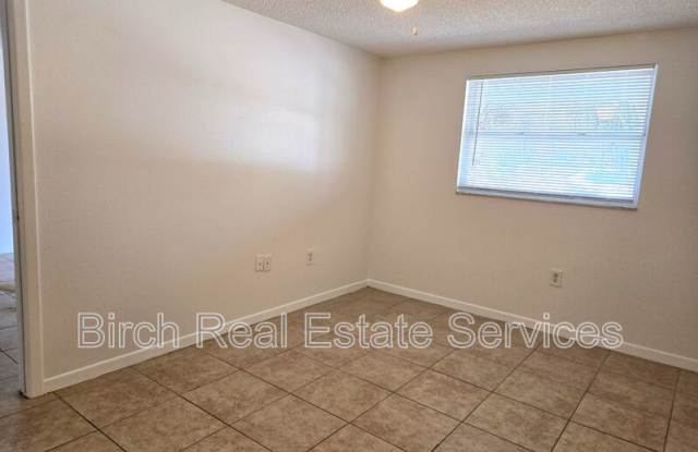 6839 Forest Ave Gallery 3