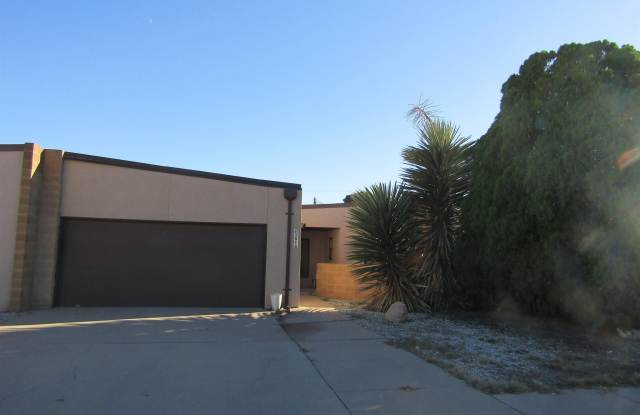1915 Villa Drive - 1915 Villa Drive, Artesia, NM 88210