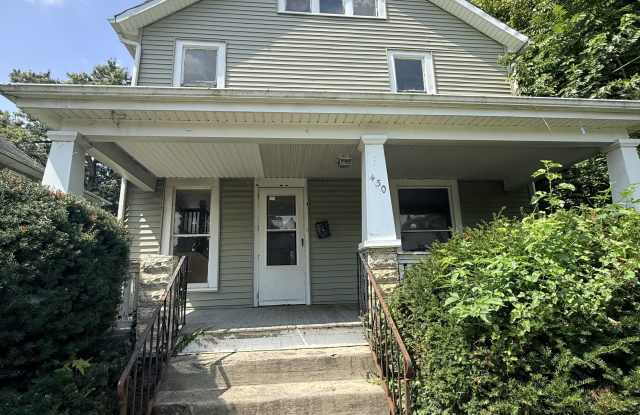 430 Elmwood Pl photos photos