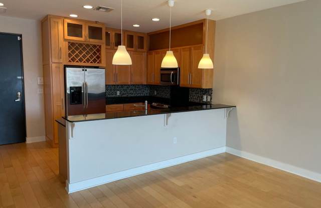 444 N Central Avenue Unit 204 Gallery 2
