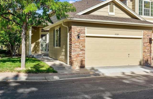 Beautiful Townhome in Ken Caryl – Available Now! photos photos
