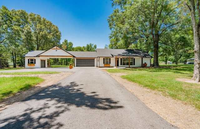 1917 County Road 1460 - 1917 County Road 1460, Wood County, TX 75783