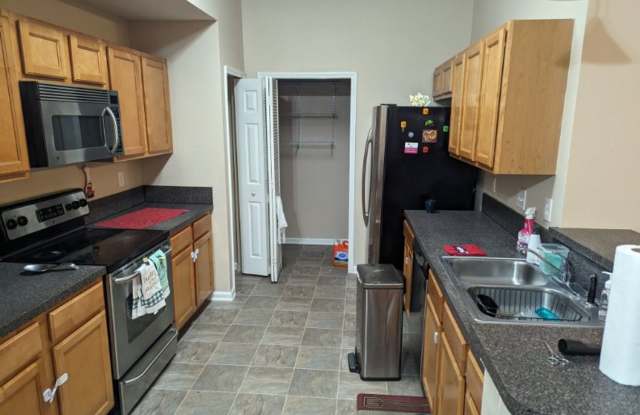 Upscale Condo in the Merrill Pines Gated Community Gallery 4