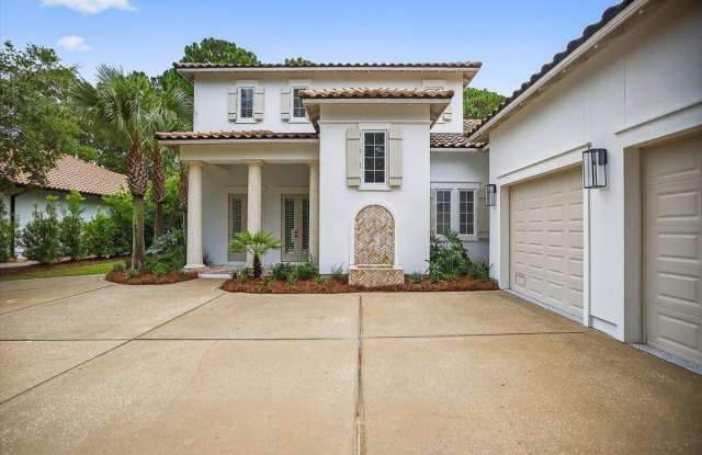 3161 Club Drive Gallery 4