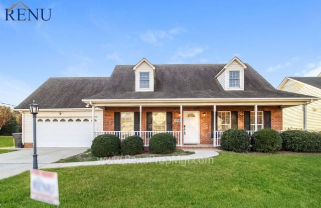 698 Retford Park Lane - 698 Retford Park Lane, Kernersville, NC 27284