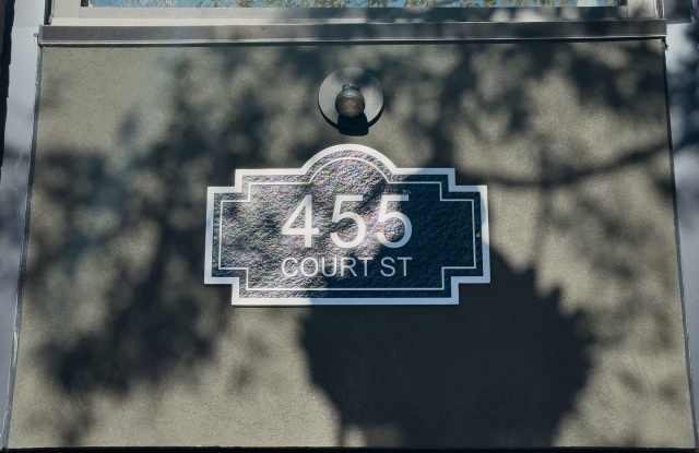 NEWLY RENOVATED DOWNTOWN SALEM ONE BEDROOM photos photos NEWLY RENOVATED DOWNTOWN SALEM ONE BEDROOM photos photos