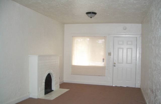 Welcome to our beautiful house on 96th Ave, Oakland CA. - Updated pictures coming soon. Gallery 3