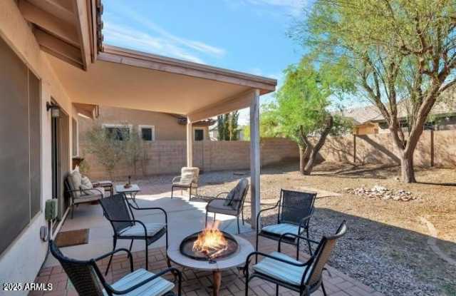 1712 W SPARROW Drive Gallery 2