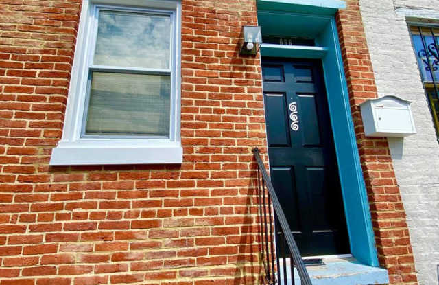 Charming 1BR with 1.5 Baths and Bonus Basement Room in the Heart of Ridgley’s Delight photos photos